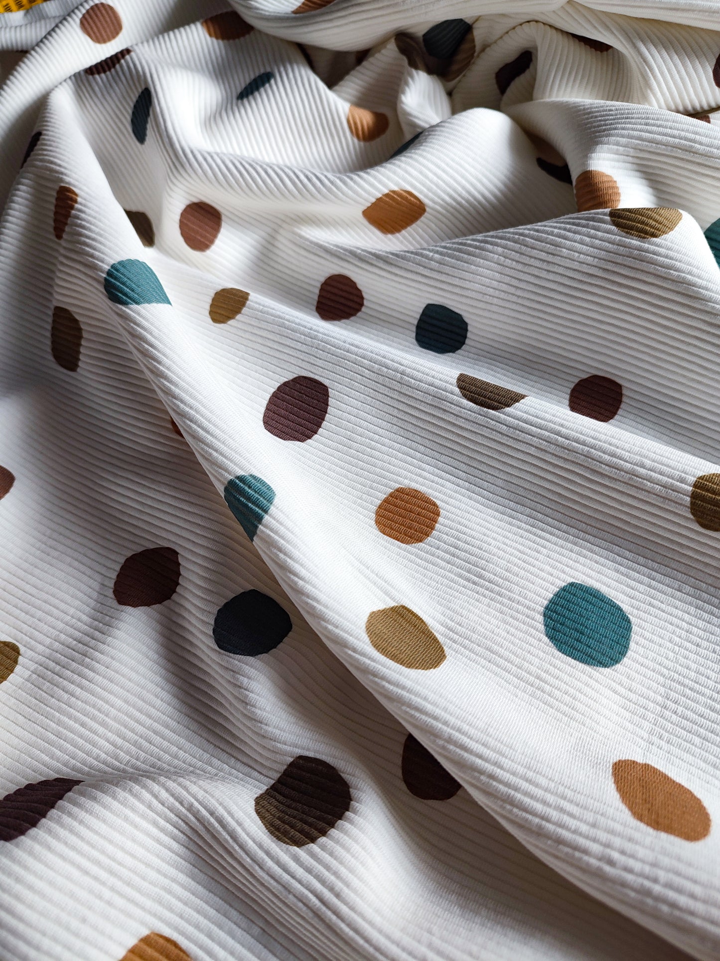 Hollow Dots