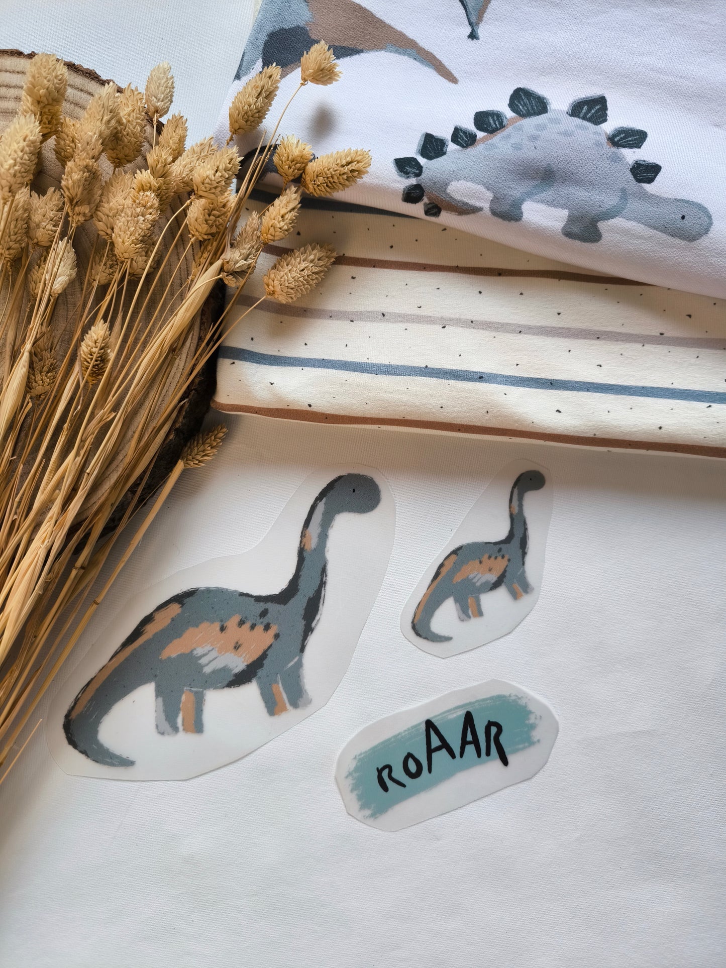 Bügelbild Dinosaurier Crew "Brontosaurus" Langhals