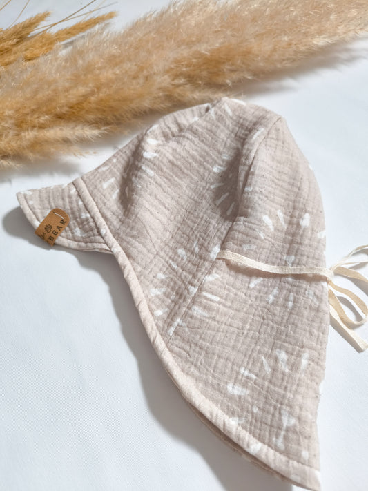 Musselin Sonnenmütze mit Nackenschutz "Little Lion Nude" 18 Monate-3 Jahre